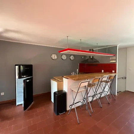 Charmente Maison De Village Avec Terrasse 度假居 *
